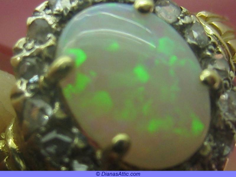 18ct SUPERB OPAL & OLD CUT DIAMOND VINTAGE RING **  